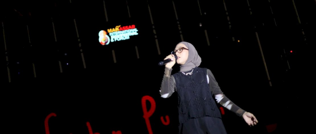 Penampilan Feby Putri di panggung F8 Makassar