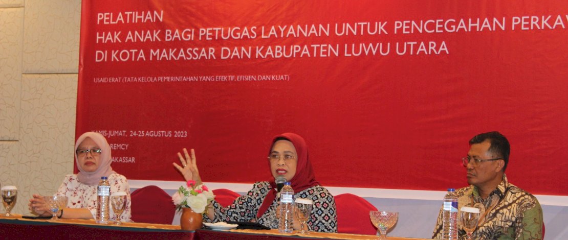 DPPPA Dalduk KB Provinsi Sulsel bekerjasama dengan lembaga mitra USAID ERAT, menggelar Pelatihan Hak Anak bagi Petugas Layanan untuk Pencegahan Perkawinan Anak di Kota Makassar dan Kabupaten Luwu Utara. DPPPA Dalduk KB Provinsi Sulsel bekerjasama dengan lembaga mitra USAID ERAT, menggelar Pelatihan Hak Anak bagi Petugas Layanan untuk Pencegahan Perkawinan Anak di Kota Makassar dan Kabupaten Luwu Utara.