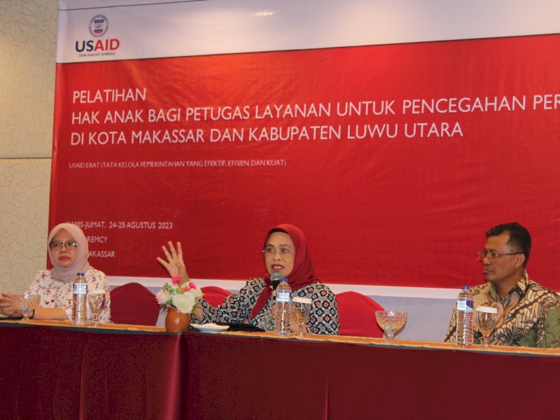DPPPA Dalduk KB Sulsel - USAID ERAT Gelar Pelatihan Petugas Layanan untuk Cegah Perkawinan Anak