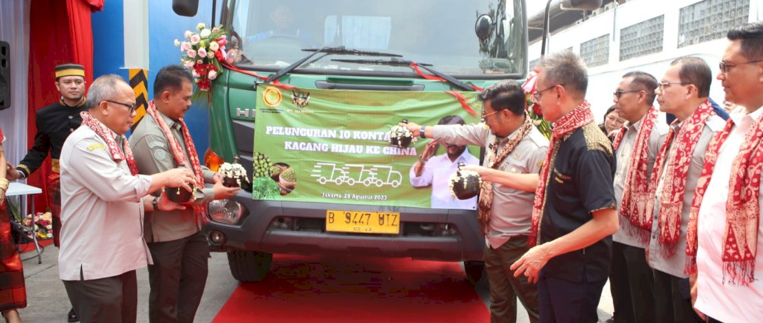 Menteri Pertanian Syahrul Yasin Limpo melepas ekspor kacang hijau tujuan negara Cina sebanyak 1.000 ton.