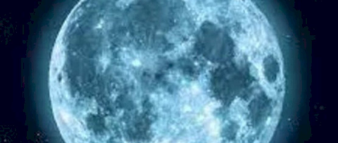 Fenomena Langka: Blue Moon Supermoon Menerangi Langit Akhir Agustus