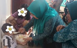 Donasi Stunting Kirab Merah Putih PKK Kecamatan Panakkukang Disalurkan