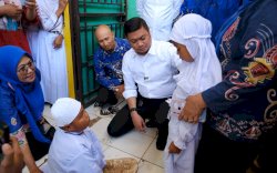 Berkunjung ke Sekolah Reski dan Marwah, Bupati Gowa Beri Hadiah Spesial