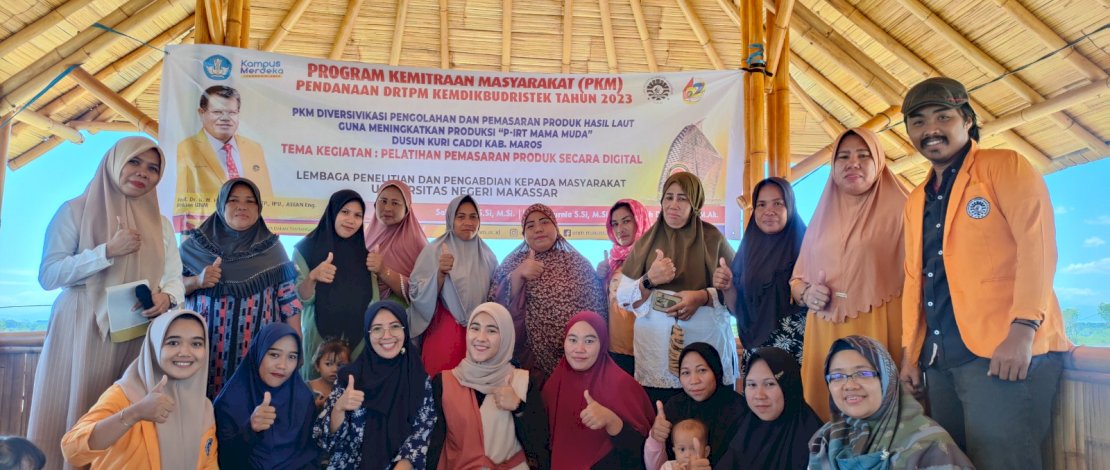 Dukung Peningkatan UMKM, Dosen UNM Gelar Pelatihan di Wilayah Pesisir.