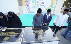 Andi Sudirman Resmikan Masjid Aisyah Rujab Gubernur Sulsel
