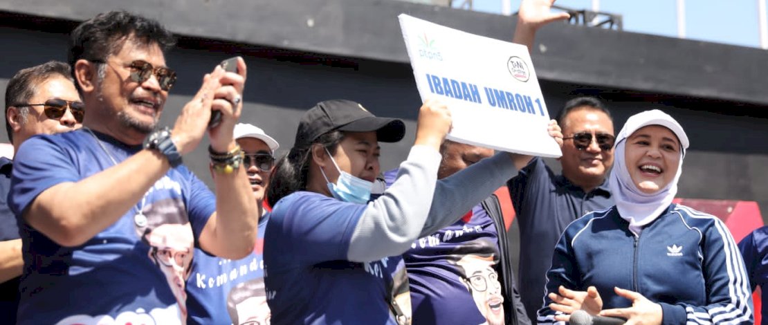 Wakil Wali Kota Makassar, Fatmawati Rusdi, menghadiri jalan santai Tani On Stage yang digelar Dirjen Perkebunan Kementerian Pertanian, di Anjungan Pantai Losari, Minggu, 3 September 2023.