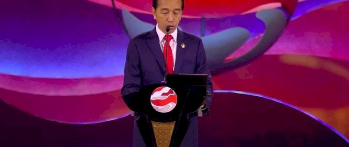 Dituding Cekik Prabowo, Jokowi: Jangan Cepat Percaya Kabar Burung Dituding Cekik Prabowo, Jokowi: Jangan Cepat Percaya Kabar Burung