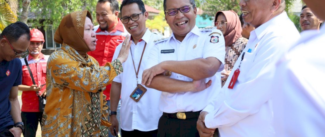 Danny Pomanto Dampingi Mensos Tri Rismaharini Tinjau Sentra Wirajaya Makassar