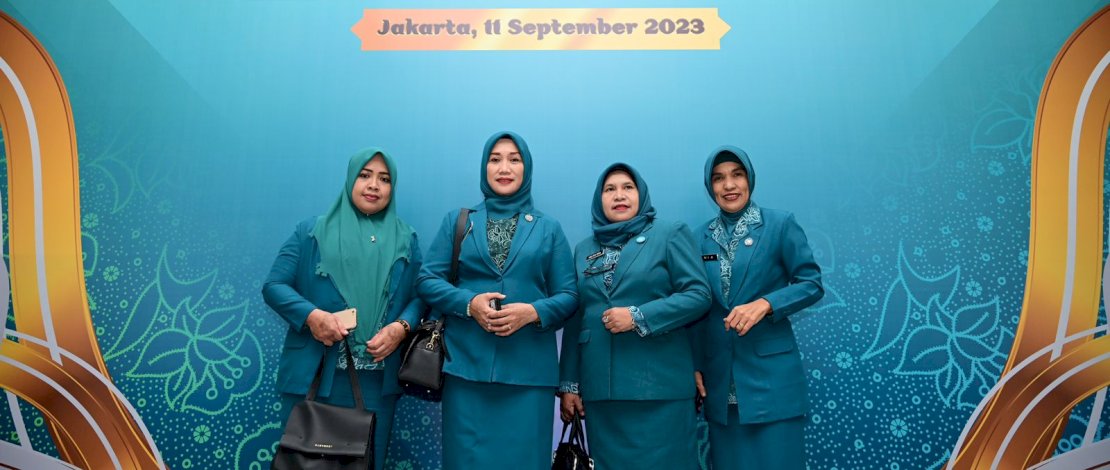 Ketua TP PKK Kabupaten Kepulauan Selayar, Andi Dwiyanti Musrifah Basli, menghadiri Rapat Koordinasi Nasional Kader PKK dan 10 Program Pokok PKK Melaju Menuju Indonesia Maju di Hotel Bidakara Jakarta, pada Senin, 11 September 2023.