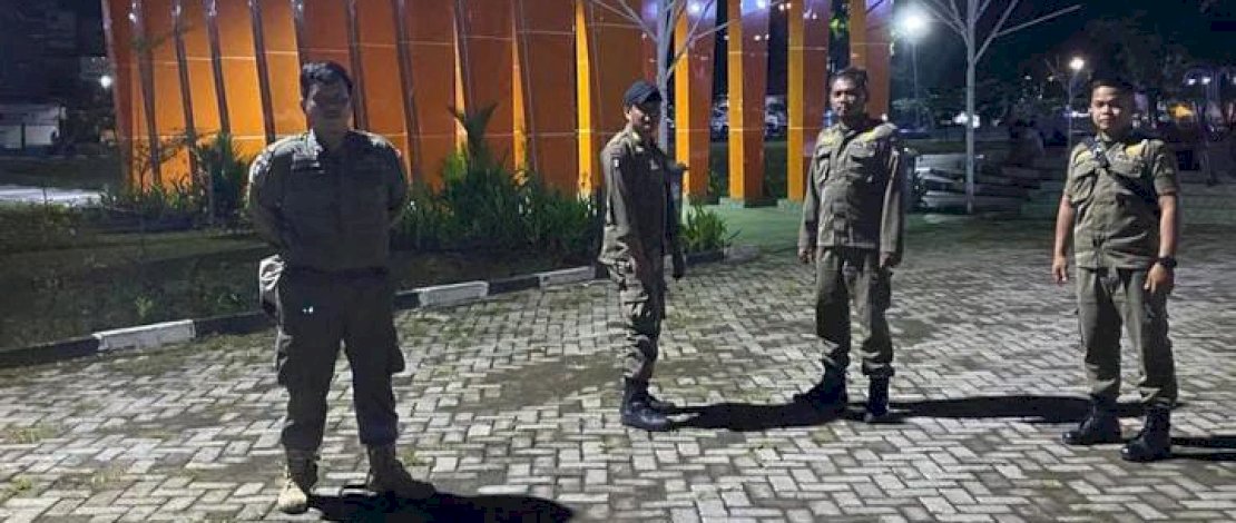 Pemilu 2024 Kian Dekat, Satpol PP Wajo Tertibkan APK