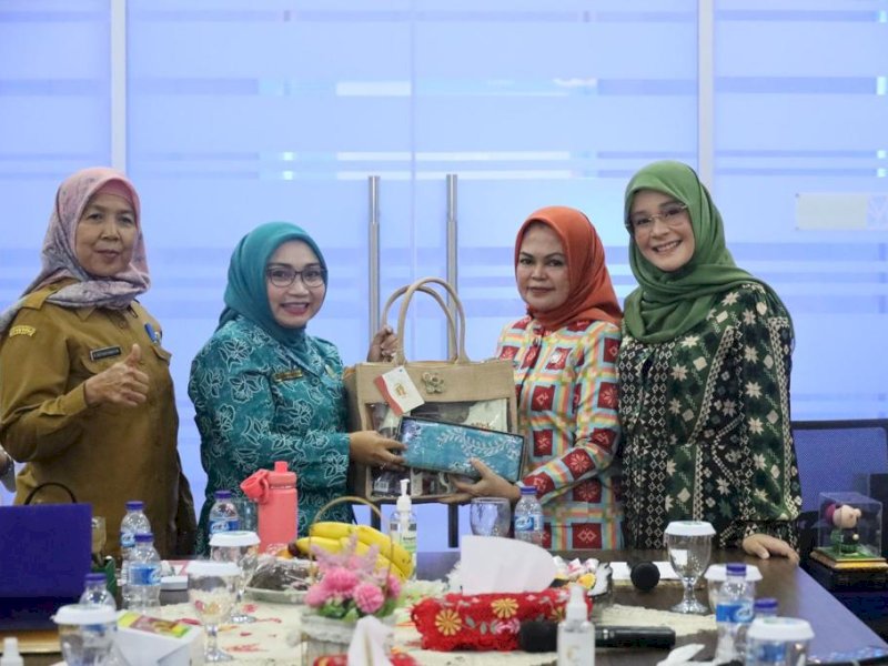 Studi Tiru Ke Kota Bekasi, PKK Gowa Perluas Wawasan 10 Program Pokok PKK