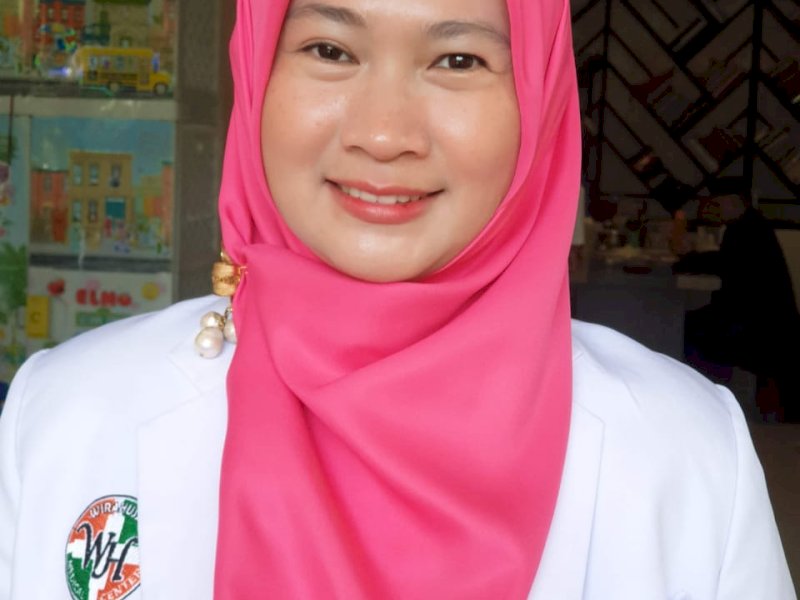 Prof. Hamdan Lantik dr. Dewi Setiawati Muchsin Sebagai Dekan FKIK UIN Alauddin Makassar