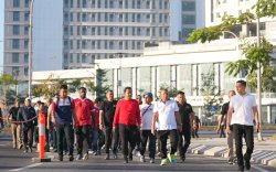 Pj Gubernur Jalan Pagi Bersama Pejabat OPD dan Anggota DPRD Sulsel