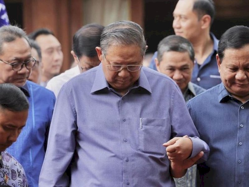 Moment Kedekatan SBY dan Prabowo Saat Bertemu di Hambalang