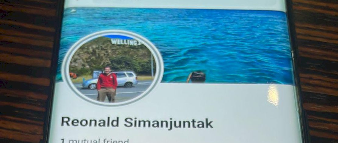 Akun facebook palsu yang mencatut nama Kapolres Gowa AKBP Reonald Simanjuntak Akun facebook palsu yang mencatut nama Kapolres Gowa AKBP Reonald Simanjuntak
