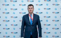 Hacker Rusia Retas Sistem Komputer Ukraina untuk Dapatkan Bukti Kejahatan Perang