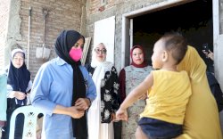 Respon Cepat Fatmawati Rusdi Kunjungi Langsung Penderita Gizi Buruk di Manggala