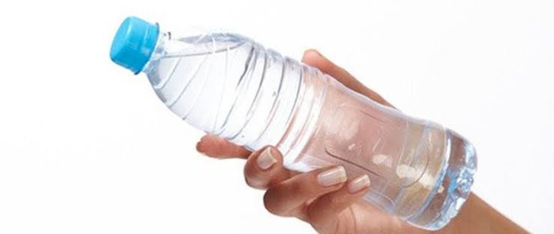 Hati-hati! Air Minum Kemasan Salah Satu Penyebab Mikroplastik Tembus ke Otak dan Hati