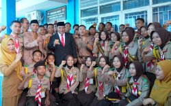 Kunjungi SMAN 3 Bone, Begini Sosok Bahtiar Baharuddin di Mata Guru dan Teman Sekolah