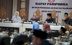 Fatmawati Rusdi Paparkan Jawaban Wali Kota Makassar Tentang Pajak Daerah dan Retribusi serta Perubahan APBD