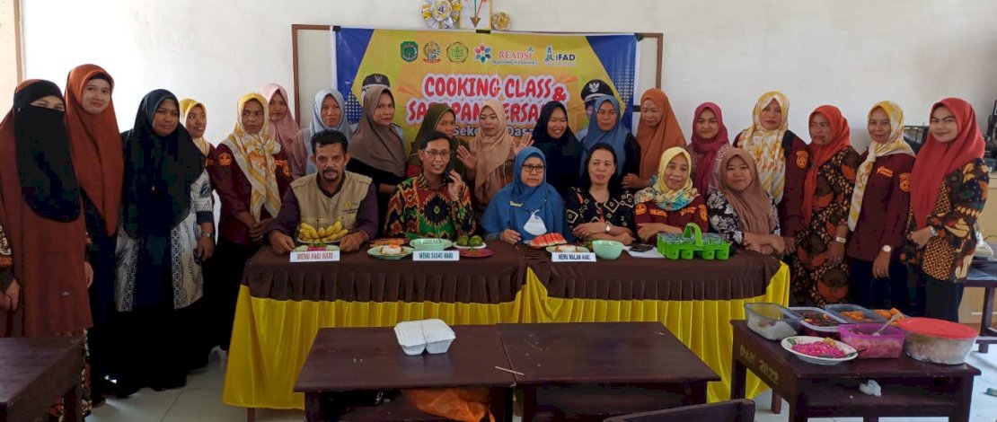 Sarapan Bersama di 18 Sekolah Dasar (SD) yang merupakan wilayah Program READSI