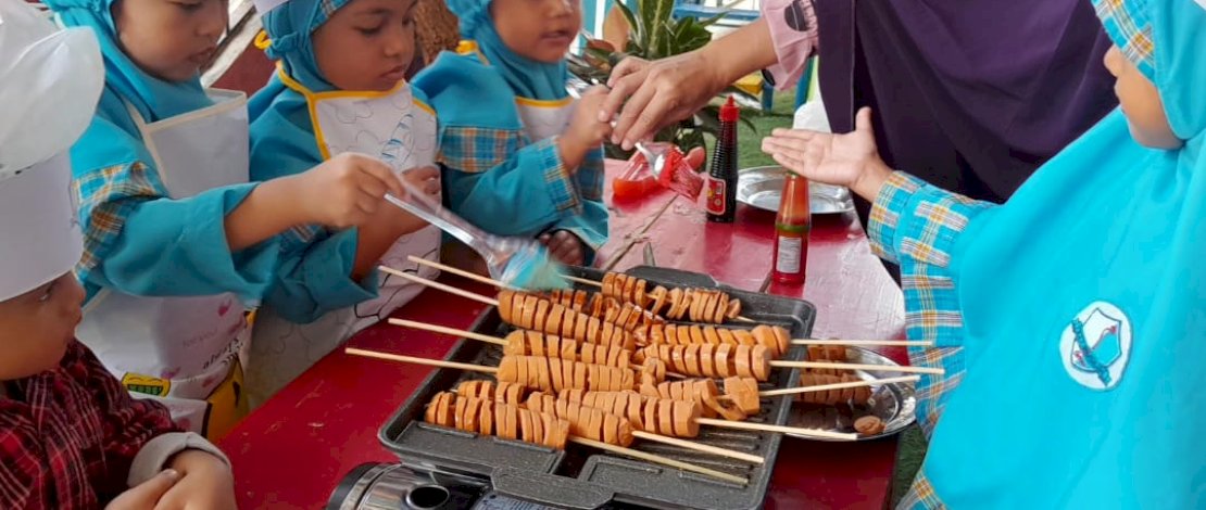 Kegiatan puncak pembelajaran SIT Muslih  bertema "Be Come a Little Master Chef" 
