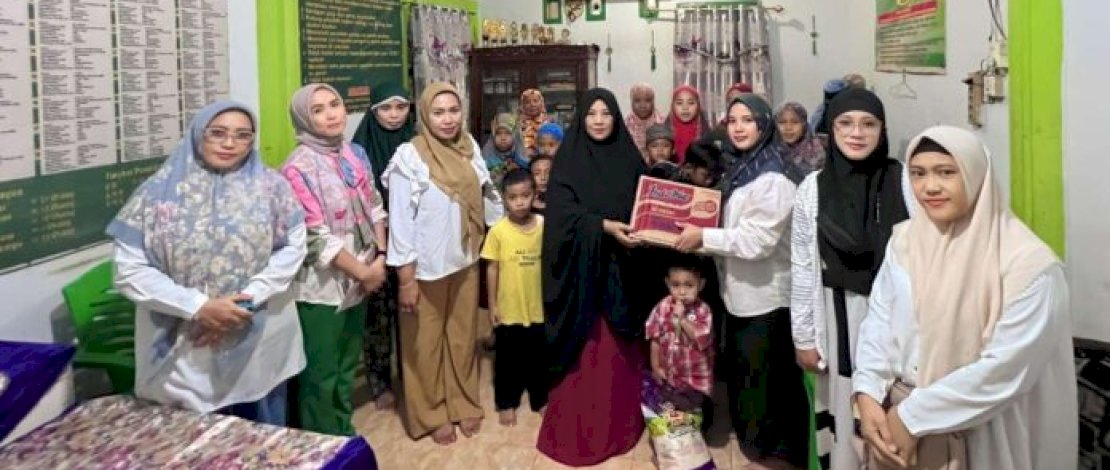 Dharma Wanita Persatuan Dinas PU Kota Makassar Berbagi Kebahagiaan di Panti Asuhan