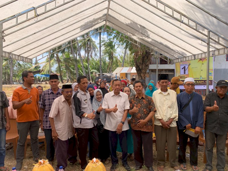 Beri Bantuan 25 Unit Jamban Keluarga di Kelurahan Takalar, Warga Apresiasi Kinerja Hamka B Kady