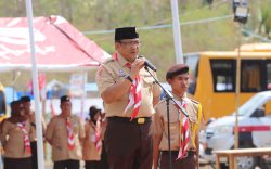 Kajari Hendra Syarbaini Tutup Perkemahan Gerakan Pramuka Kwarcab Kepulauan Selayar