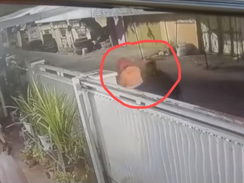Petugas Kebersihan Dilecehkan Saat Nyapu Jalan
