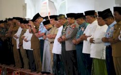 Dr KH Hamzah Harun Akui Bangga Saksikan Pelaksanaan Sulsel Bersalawat di Masjid 99 Kubah 