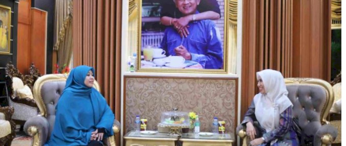 Erna Rasyid Taufan Terima Kunjungan TP PKK Provinsi Sulsel Erna Rasyid Taufan Terima Kunjungan TP PKK Provinsi Sulsel