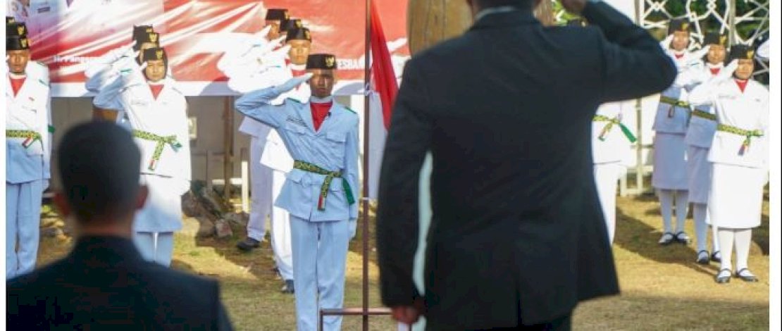 Wali Kota Parepare Mengukuhkan Paskibraka dan Dampingi&nbsp;yang Tidak Didampingi Orang Tua