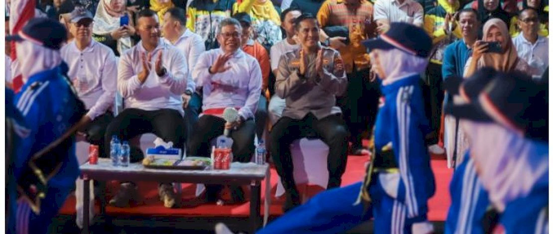 Wali Kota Parepare Lepas Lomba Gerak Jalan dan Drumband Tingkat SD dalam Rangka Perayaan HUT Kemerdekaan RI ke-78