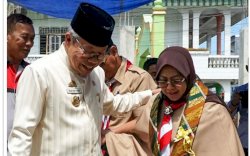 Erna Rasyid Taufan, Terharu Saat Peletakan Batu Pertama Masjid An Nasr di SMP Negeri 2 Parepare