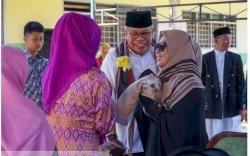Taufan Pawe Lakukan Peletakan Batu Pertama Pembangunan Pesantren Al-Munawwarah GUPPI&nbsp;