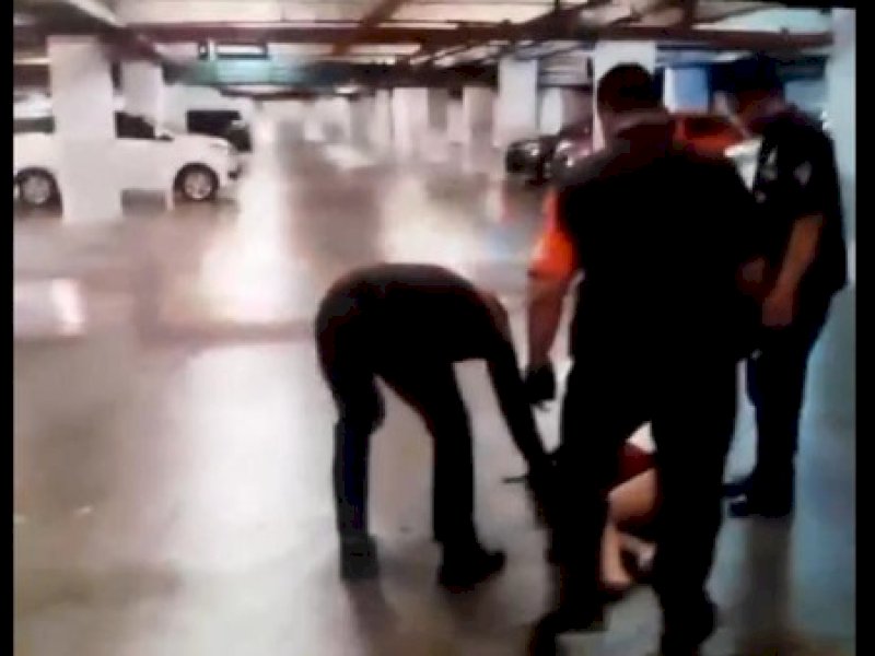 Sopir Truk di Bone Dianiaya Hingga Ditelanjangi Sekelompok Pemuda 