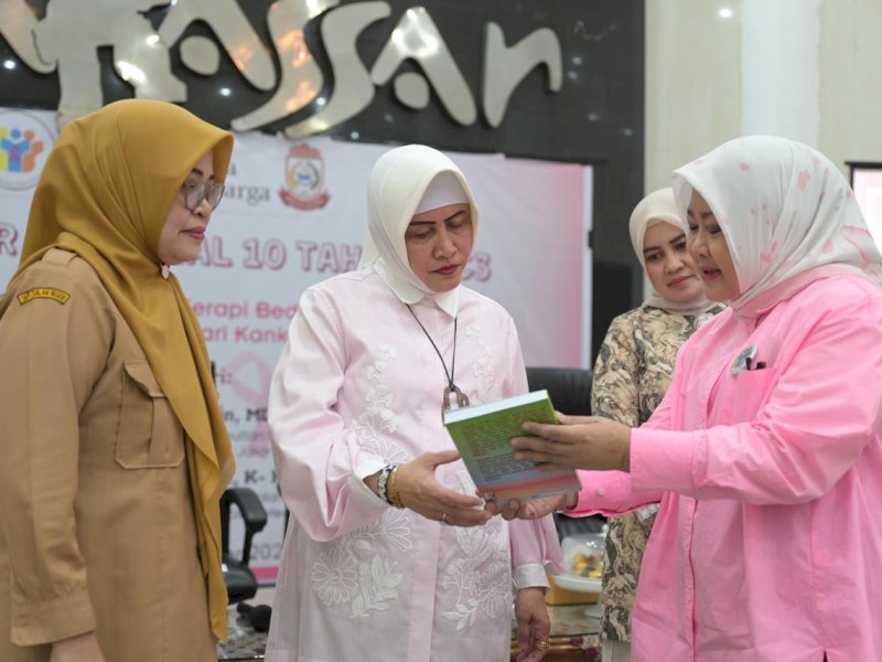 Dorong Kesadaran Soal Kanker Payudara, Indira Yusuf Ismail Berbagi Kisah di Seminar Nasional 10 Tahun MC3