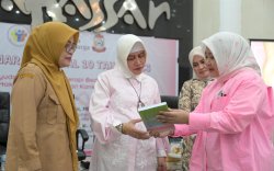 Dorong Kesadaran Soal Kanker Payudara, Indira Yusuf Ismail Berbagi Kisah di Seminar Nasional 10 Tahun MC3