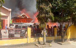 Satu Tewas Terpanggang, Kebakaran di Bone Hanguskan 8 Rumah