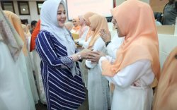 Hadiri Peringatan Maulid, Fatmawati Rusdi Pamit Pada Jajaran