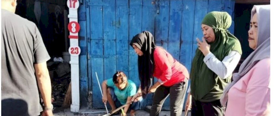Pemerintah Kelurahan Bontoala Tua Inisiasi Bersih-Bersih Drainase di Jalan Kandea II Lorong 118A