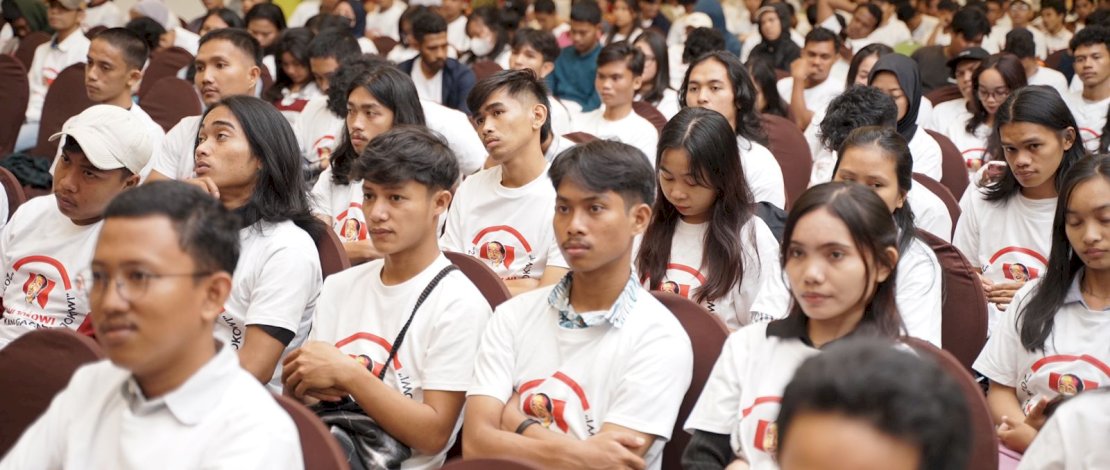 Ratusan Kawan Milenial Jokowi (Kami Jokowi) Sulsel Deklarasi 2024, menangkan gagasan Jokowi, di Ballroom Maxone Hotel Makassar, Minggu, 15 Oktober 2023.