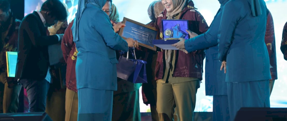 Hadiri Peringatan HKG PKK ke 51 Tahun, Fatmawati Rusdi Apresiasi Capaian TP PKK Makassar