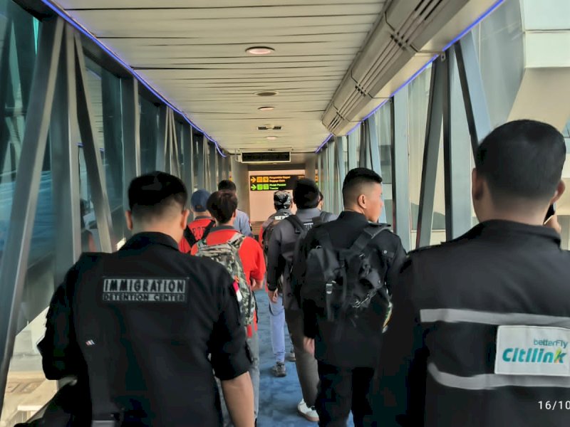 Tidak Punya Izin Tinggal, 4 WNA Asal Nepal Dideportasi