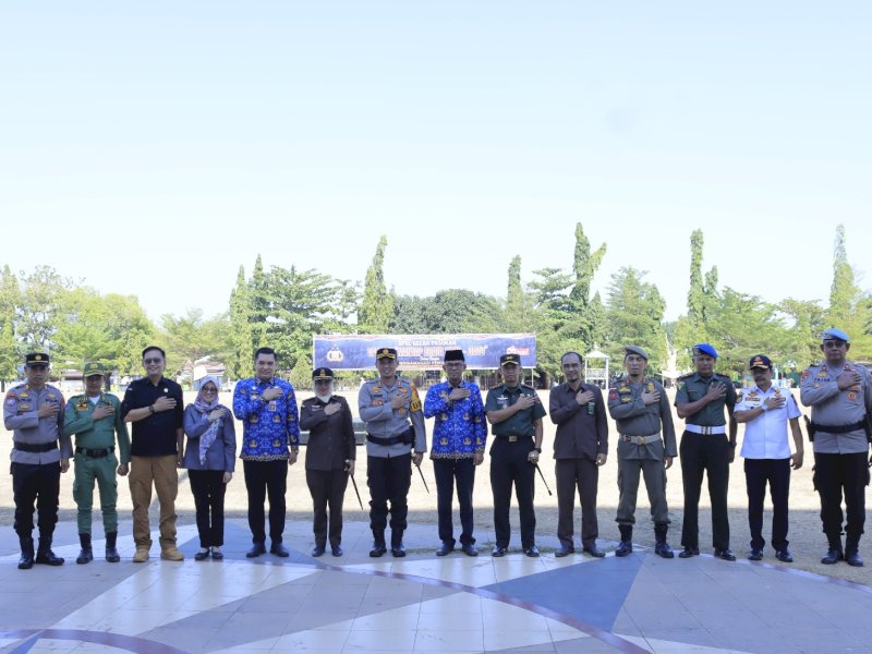 Pj Bupati Takalar Hadiri Apel Gelar Pasukan Operasi Mantap Brata 2023-2024 