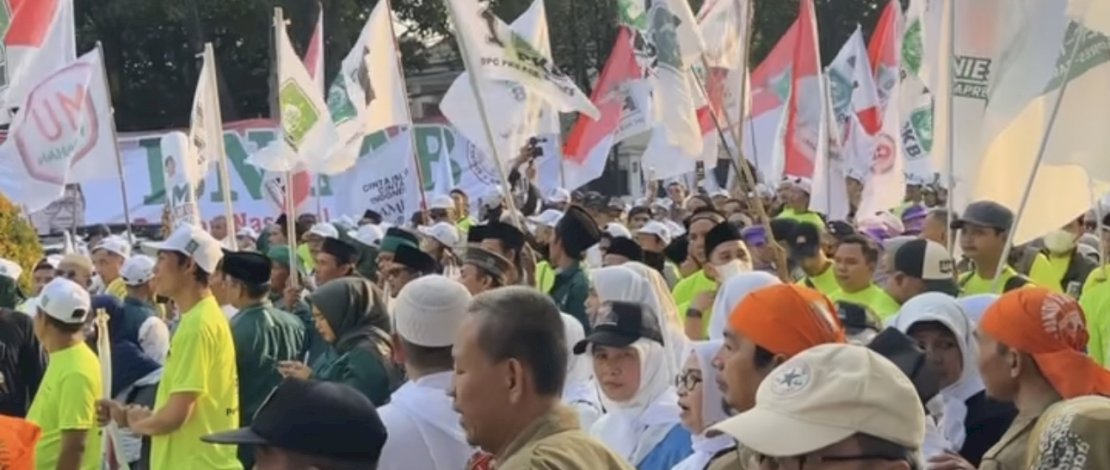 Pasukan 'Bajak Laut' Kawal Anies - Muhaimin ke KPU 