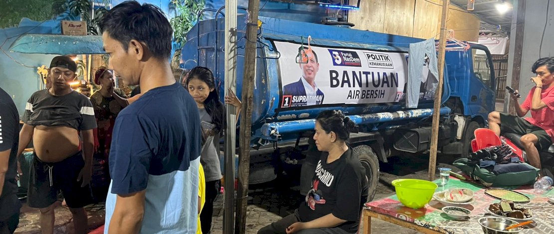 Supratman Salurkan Air Bersih ke Warga Terdampak Kekeringan di Makassar