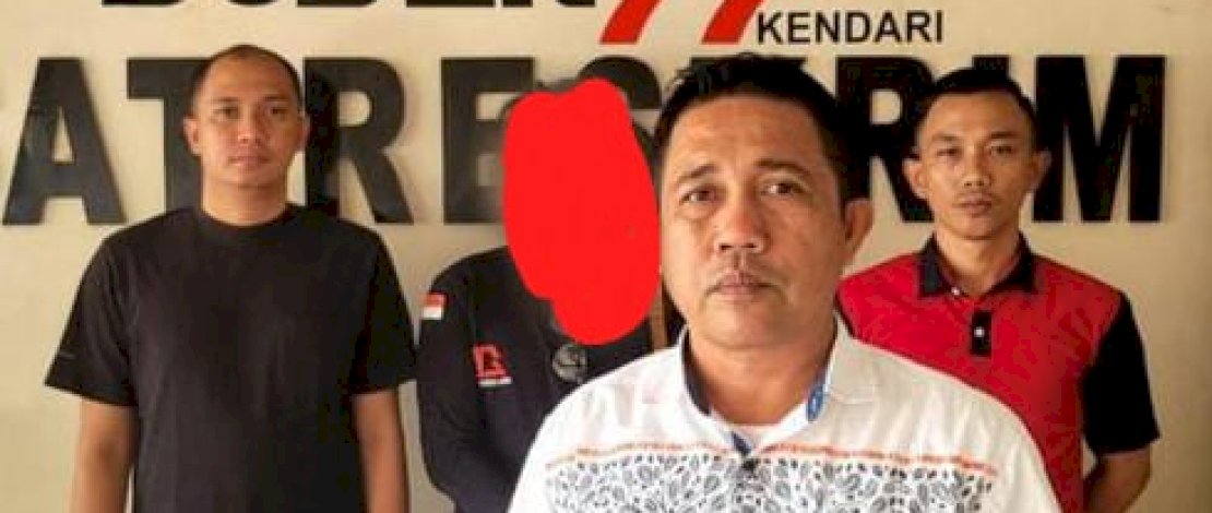 Pria di Kendari Cekik dan Ancam Penjual Air Galon dengan Pistol Gegara Perut Istrinya Disentuh Pria di Kendari Cekik dan Ancam Penjual Air Galon dengan Pistol Gegara Perut Istrinya Disentuh