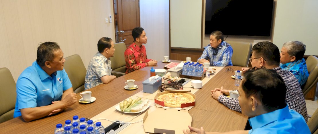 Wakil Ketua Umum Partai Gelombang Rakyat (Gelora) Indonesia Fahri Hamzah memberikan pesan secara khusus kepada Gibran terkait amanah yang sudah diberikan kepadanya sebagai cawapres Prabowo Subianto di Pilpres 2024. Wakil Ketua Umum Partai Gelombang Rakyat (Gelora) Indonesia Fahri Hamzah memberikan pesan secara khusus kepada Gibran terkait amanah yang sudah diberikan kepadanya sebagai cawapres Prabowo Subianto di Pilpres 2024.